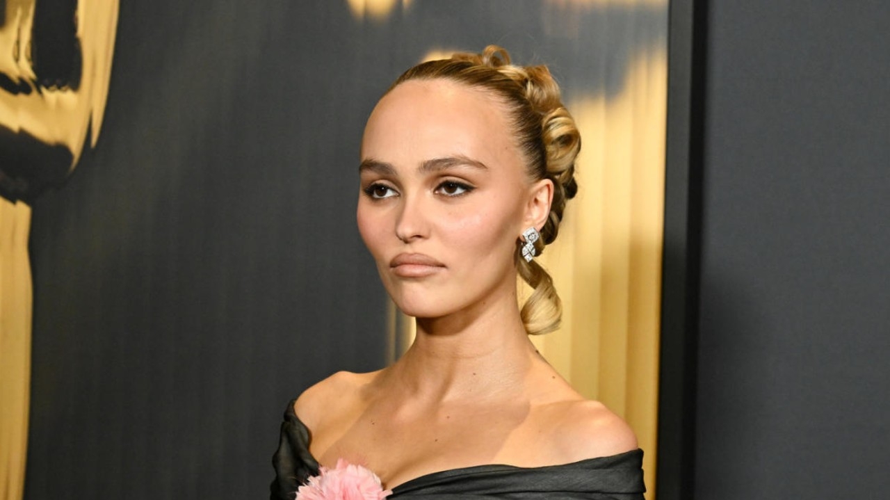 Lily-Rose Depp diz que filme de seu pai  causou impacto na sua infância Lorena Bueri