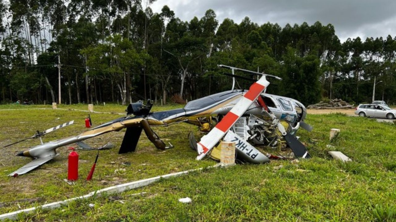 Helicóptero cai durante voo turístico em Santa Catarina e FAB investiga acidente Lorena Bueri