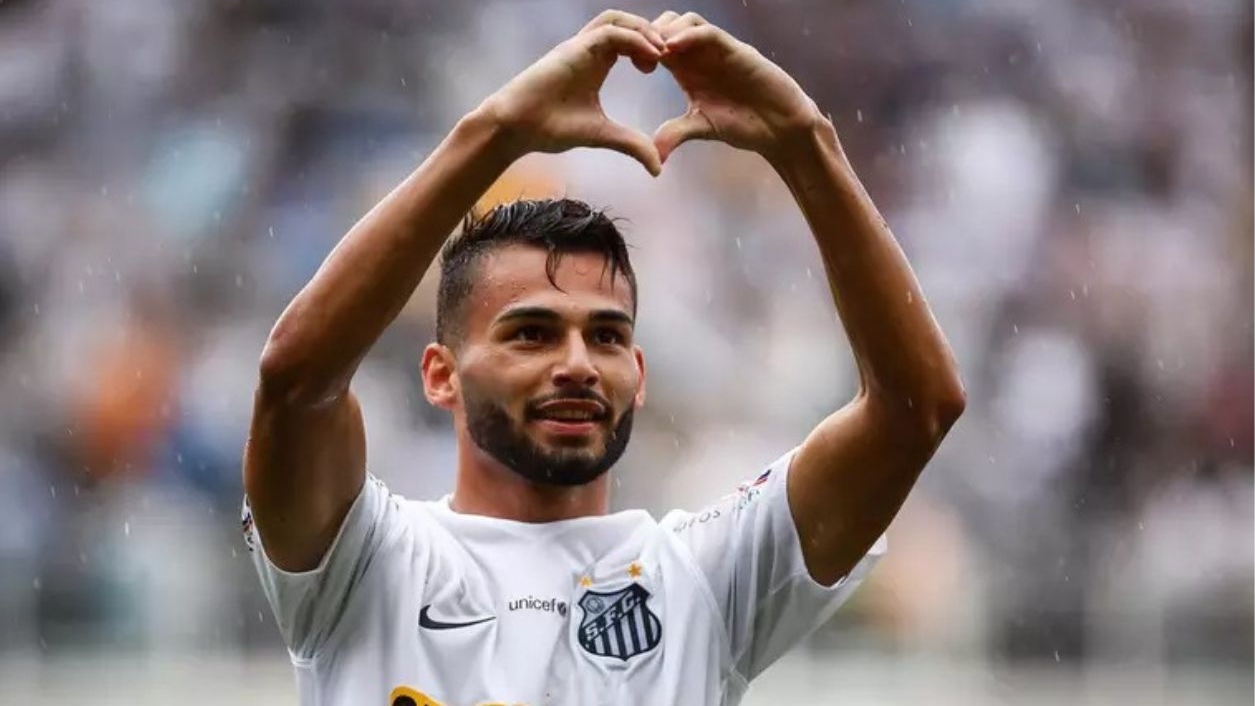 De volta a primeira divisão, Santos está perto da contratação de Thiago Maia Lorena Bueri