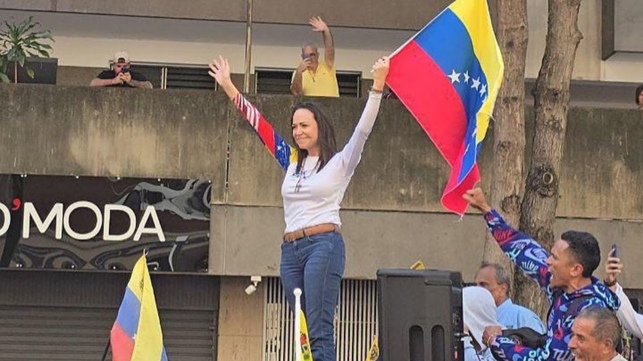 Oposição na Venezuela denuncia prisão de María Corina Machado Lorena Bueri