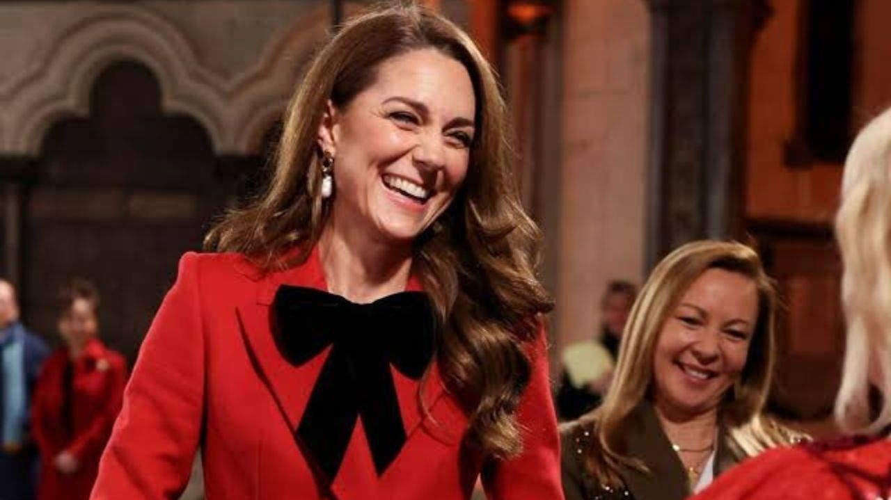 Especialista afirma que Kate Middleton é o pilar da Família Real Lorena Bueri