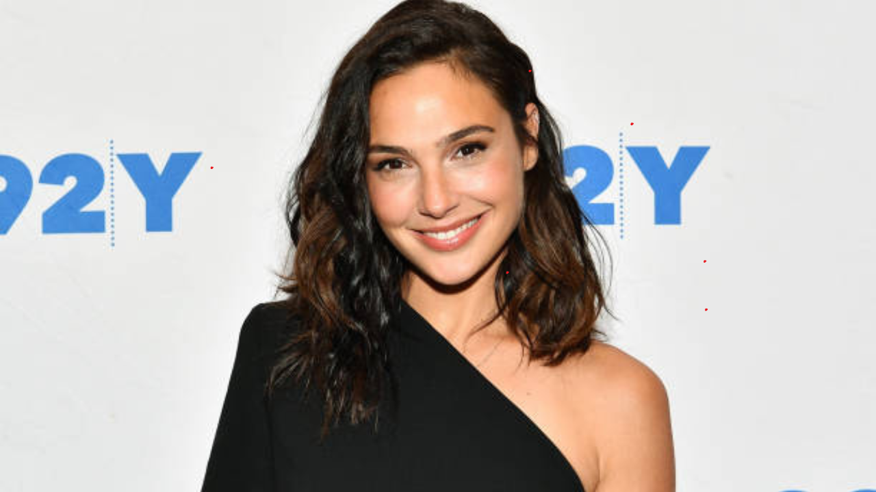 Gal Gadot aparece como rainha Má em Branca de Neve Lorena Bueri