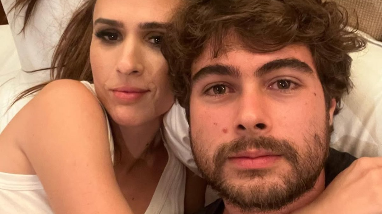 Tatá Wernek e Rafa Vitti comemoram 8 anos de casamento  Lorena Bueri