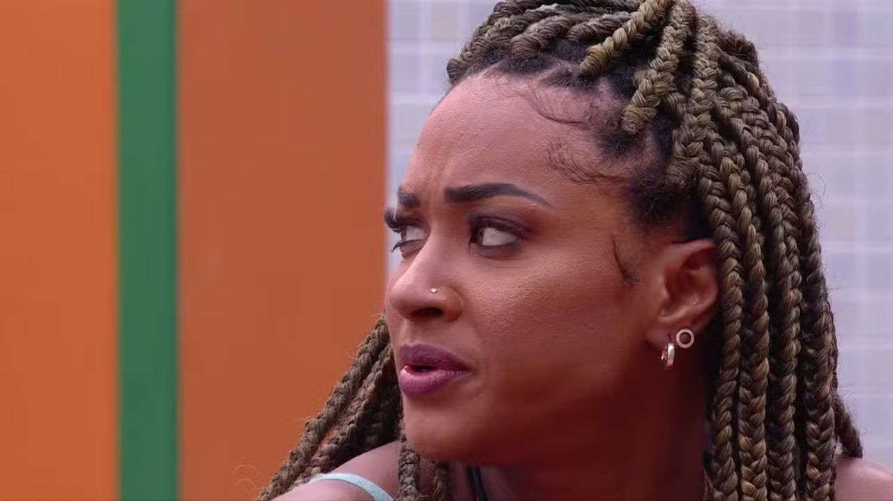 BBB 25: Aline é alvo de racismo nas redes sociais e equipe se posiciona Lorena Bueri