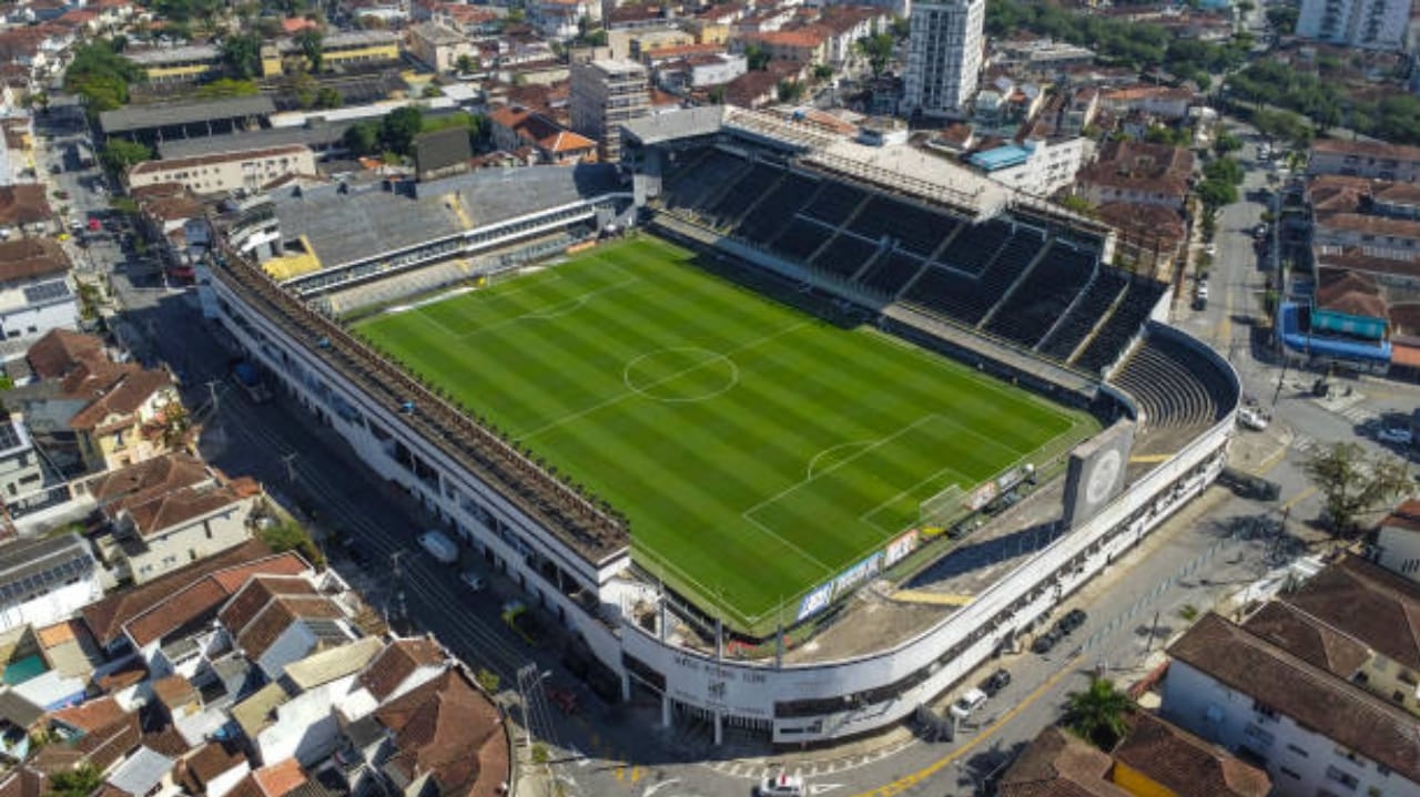 Santos e Palmeiras se enfrentam na Vila Belmiro pelo primeiro clássico do Paulistão 2025 Lorena Bueri