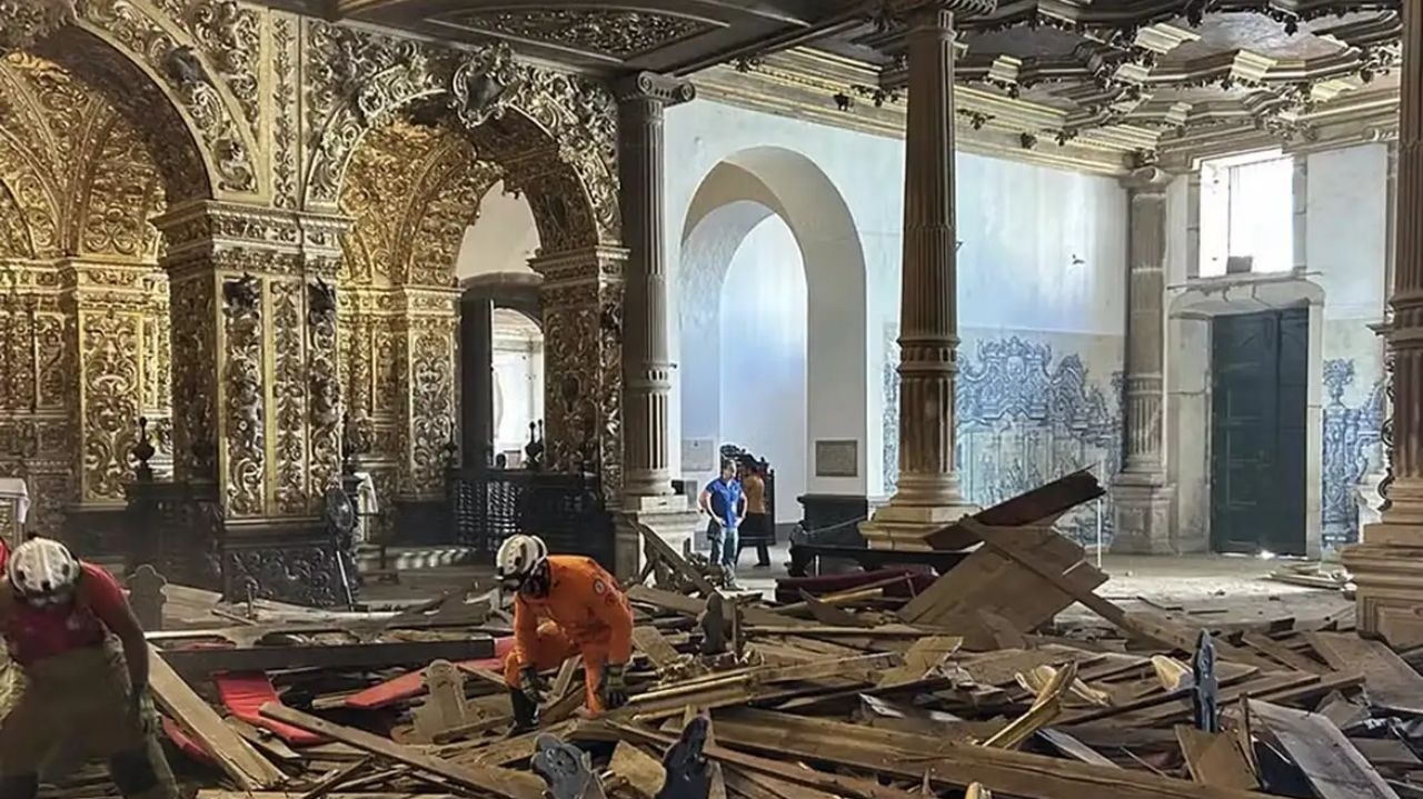 Iniciam as investigações sobre as causas do desabamento de teto em Igreja de Salvador Lorena Bueri