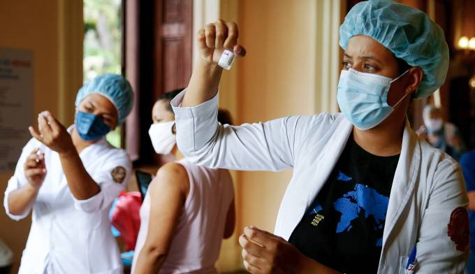 Brasil bate recorde de imunizados contra a covid-19 no período de 24 horas Lorena Bueri