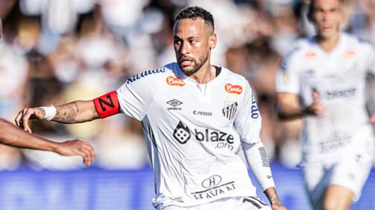 Santos terá Neymar como titular diante do Corinthians Lorena Bueri