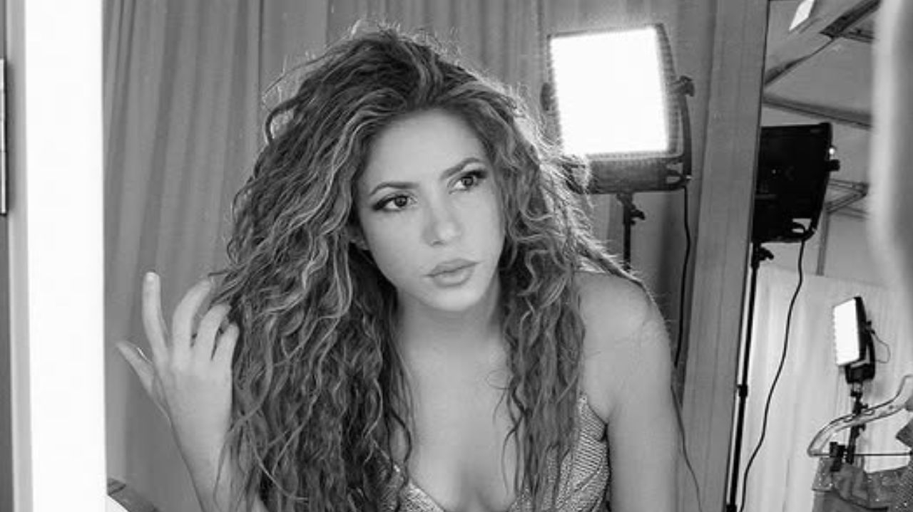 Segundo site, Shakira recebe alta do hospital no Peru Lorena Bueri