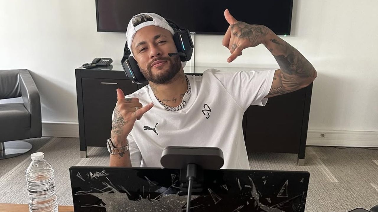 Neymar craque do CS: 11 mil horas jogadas e skins milionárias Lorena Bueri