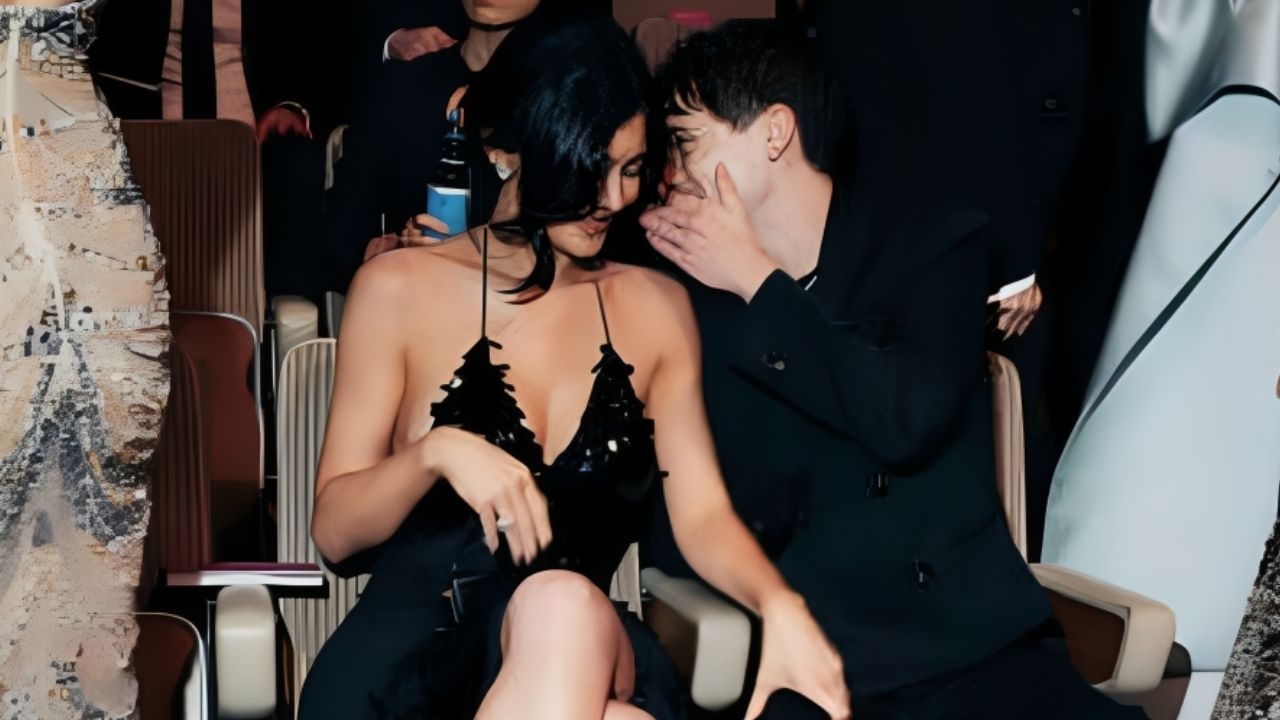 Confira detalhes do anel que Timothée e Kylie Jenner  combinaram no Bafta 2025 Lorena Bueri