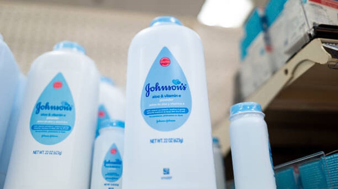 Johnson & Johnson tenta novamente encerrar processos com indenização bilionária  Lorena Bueri