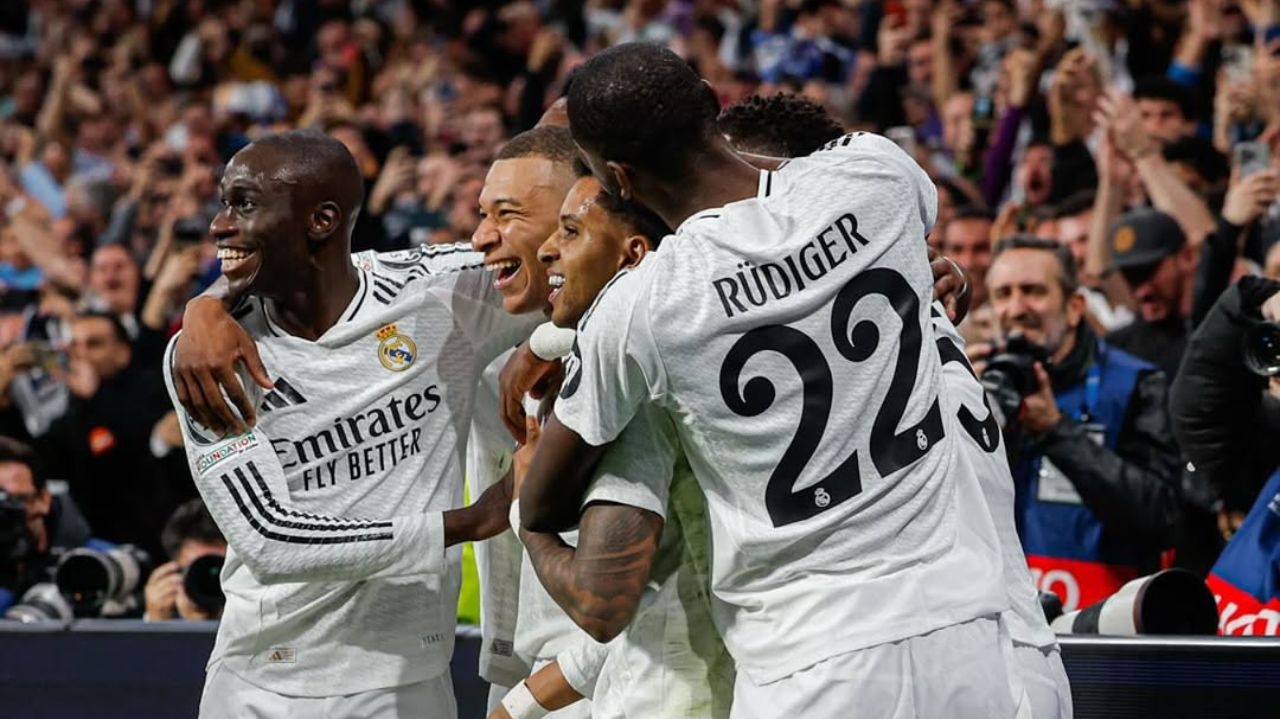 Mbappé faz hat-trick junto ao Real Madrid e avança na Champions Lorena Bueri