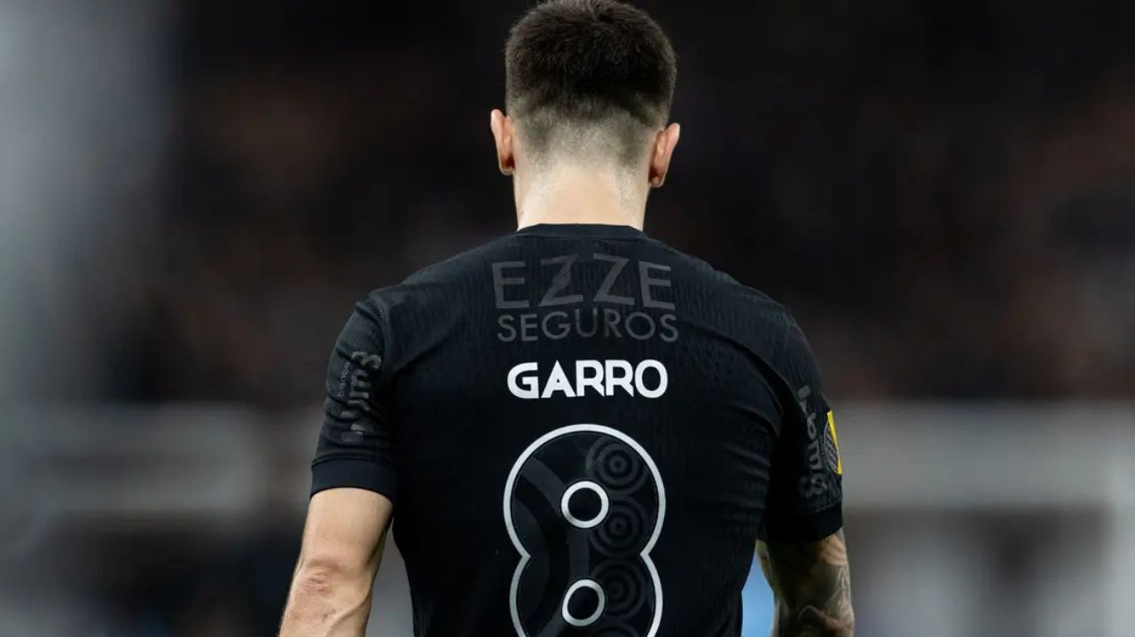 Mesmo com dores, Garro aposta no sacrifício para honrar a camisa Lorena Bueri