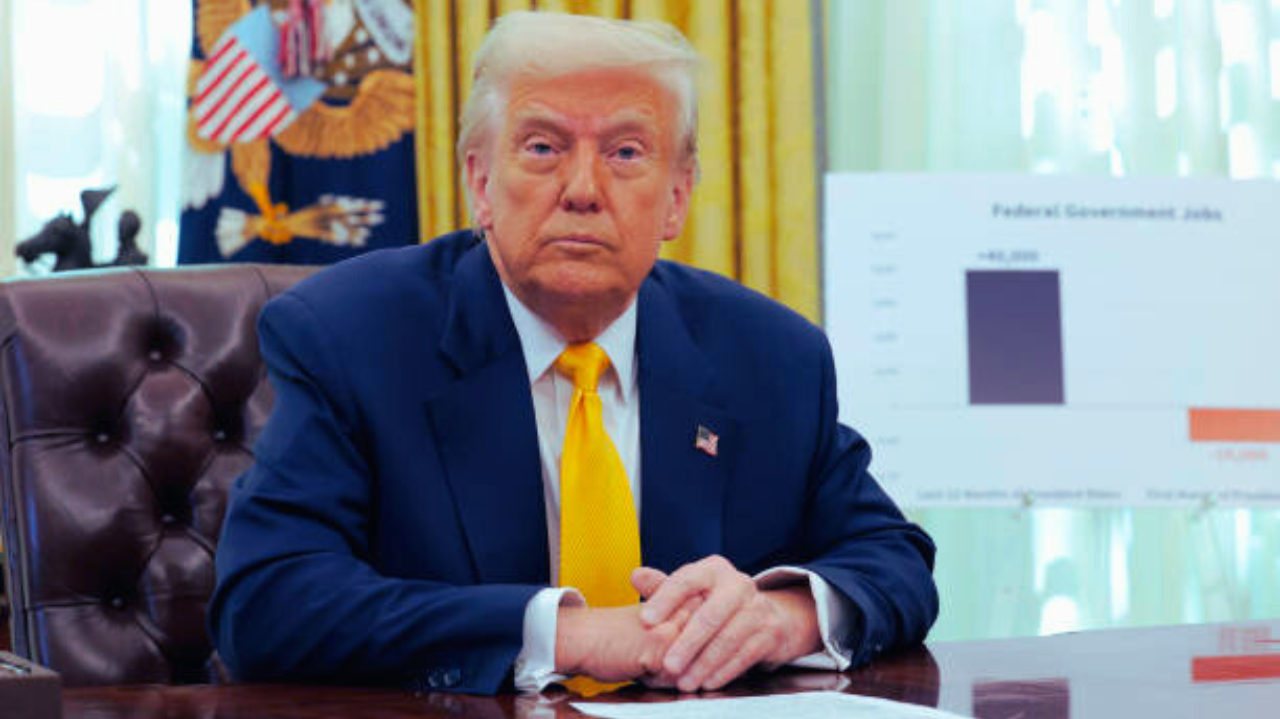 Efeito das tarifas: Trump afirma 'zerar impostos de renda' de parcela da população dos EUA Lorena Bueri