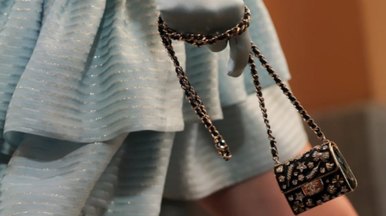 Chanel une diversão e leveza em nova coleção 'Cruise' Lorena Bueri