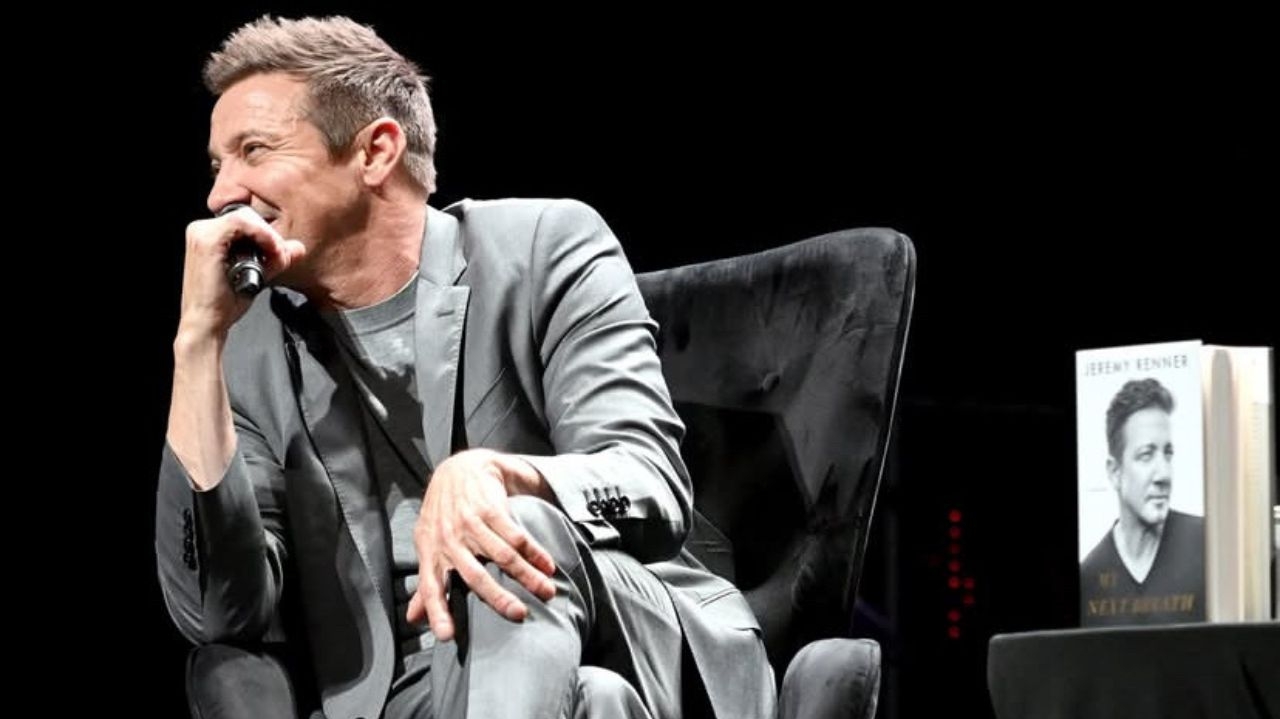 Jeremy Renner diz que chegou a morrer no acidente grave e descreve experiência espiritual Lorena Bueri