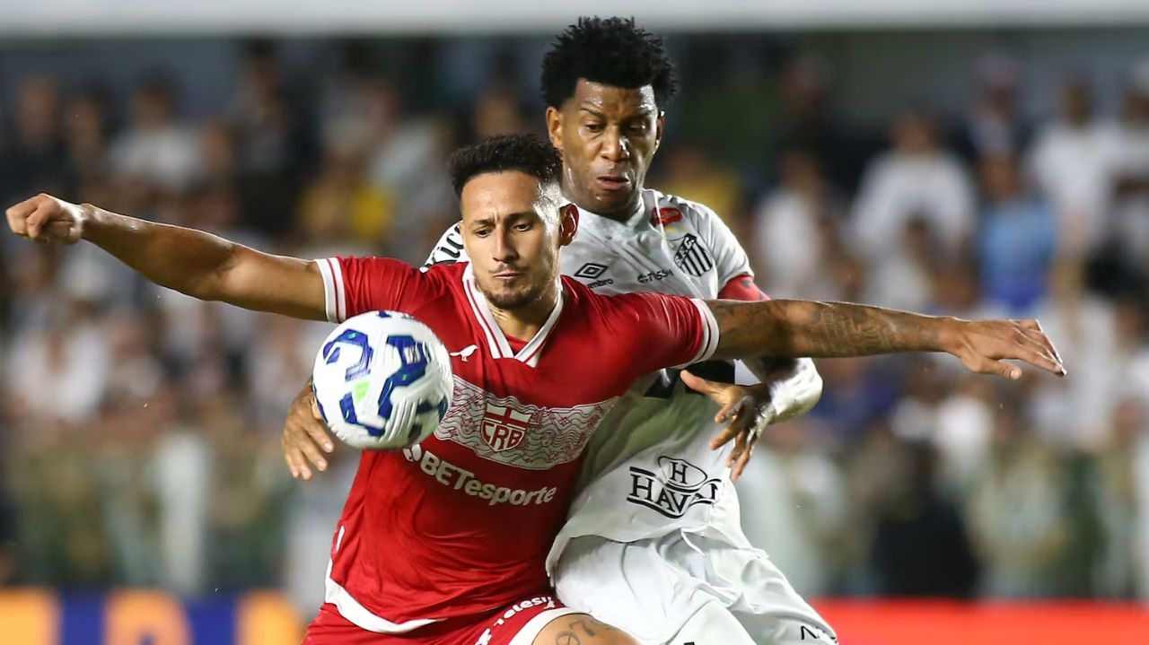 Com pênalti perdido no último lance, Santos e CRB ficam no empate pela Copa do Brasil Lorena Bueri