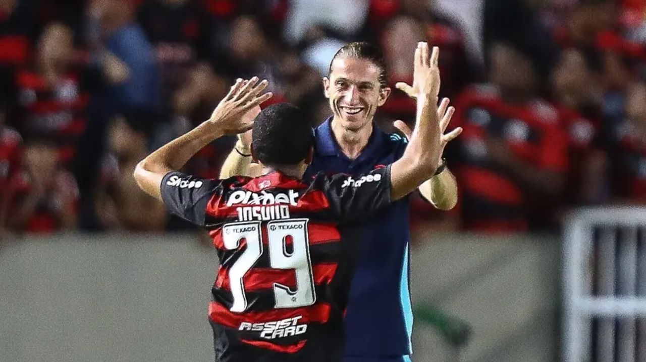 Filipe Luís destaca estreia de Joshua pelo Flamengo na Copa do Brasil Lorena Bueri