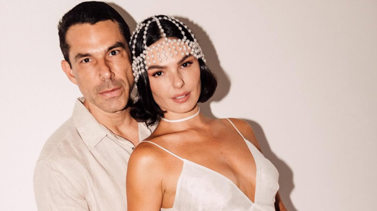 Noite italiana marca celebração de pré-casamento de Ísis Valverde e Marcus Buaiz Lorena Bueri