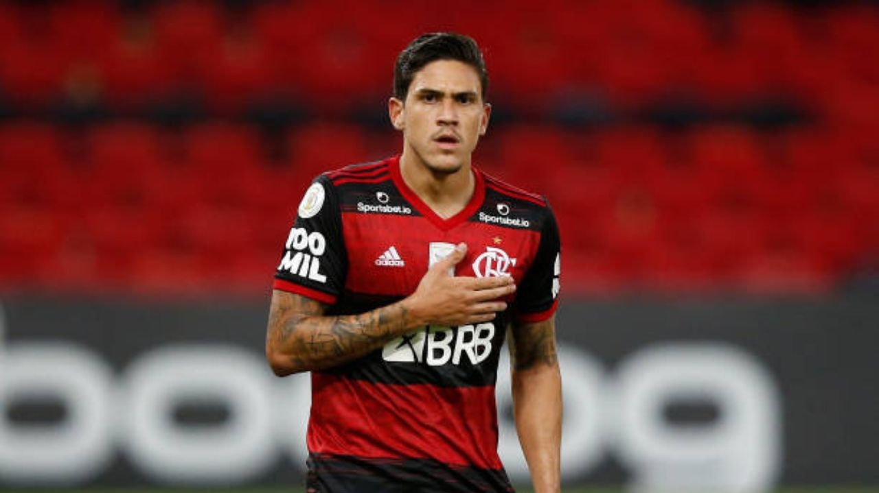 Renovação de Pedro com Flamengo avança devido a bons resultados do jogador em 2025 Lorena Bueri