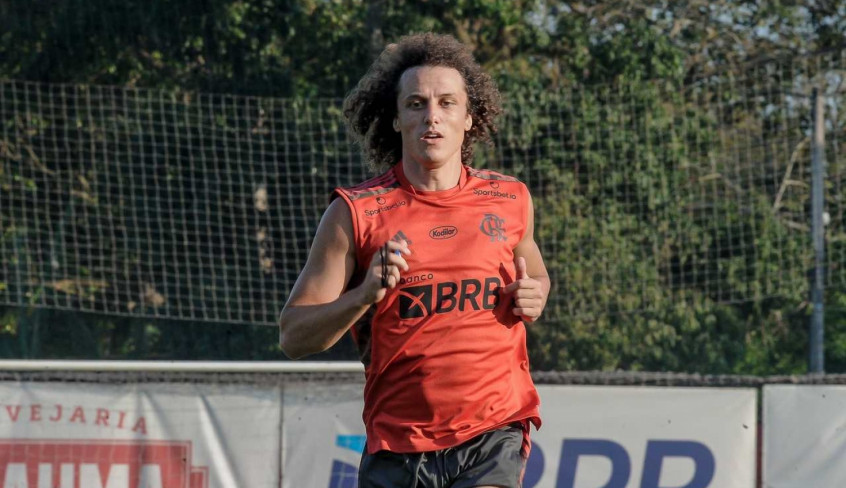 David Luiz é relacionado e há possibilidade de ser o titular contra o Barcelona SC pela Libertadores Lorena Bueri