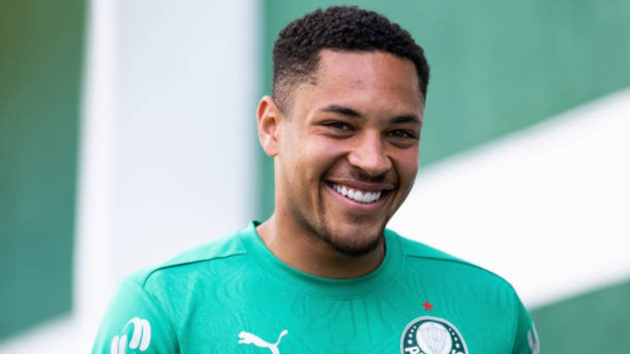 Com vitória e liderança no Brasileirão, Palmeiras prioriza Libertadores Lorena Bueri