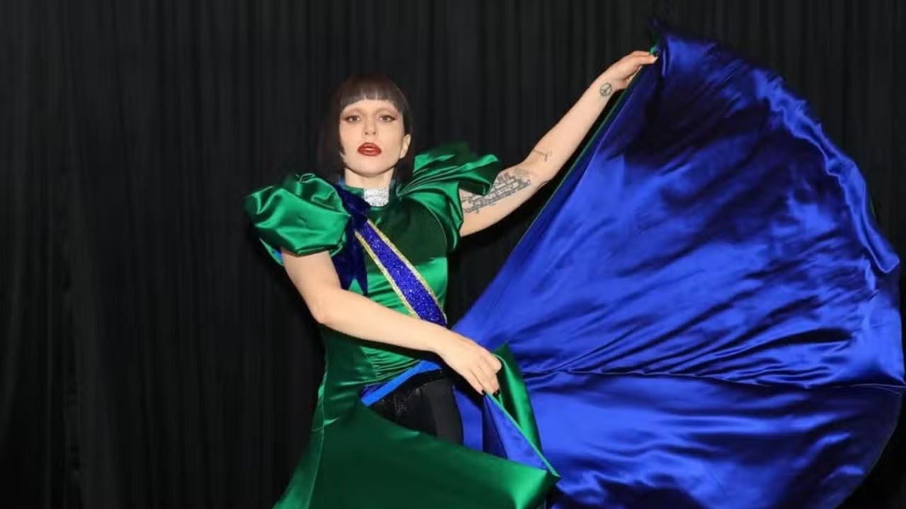 Políciais prendem suspeito de planejar atentado em show de Lady  Lorena Bueri
