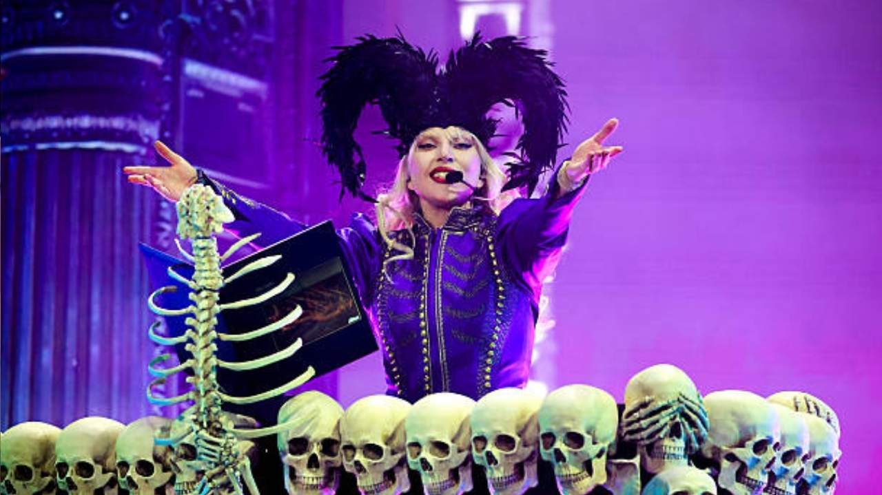 Após show histórico em Copacabana, Lady Gaga emplaca 11 músicas no Top 200 do Spotify Brasil Lorena Bueri