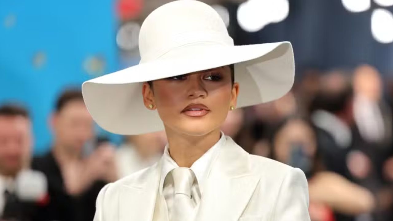 Descubra os segredos de make de Zendaya no Met Gala 2025 Lorena Bueri