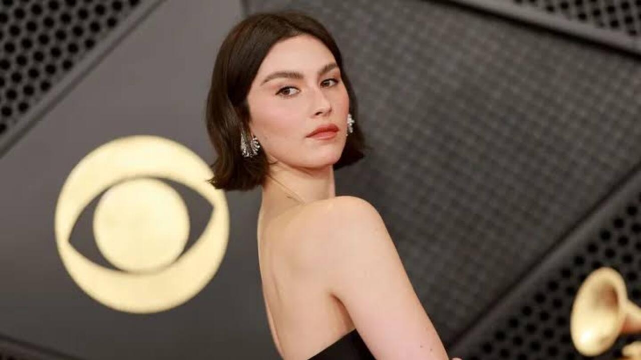 Gracie Abrams ultrapassa 1 bilhão de streams no Spotify com “That’s So True”  Lorena Bueri
