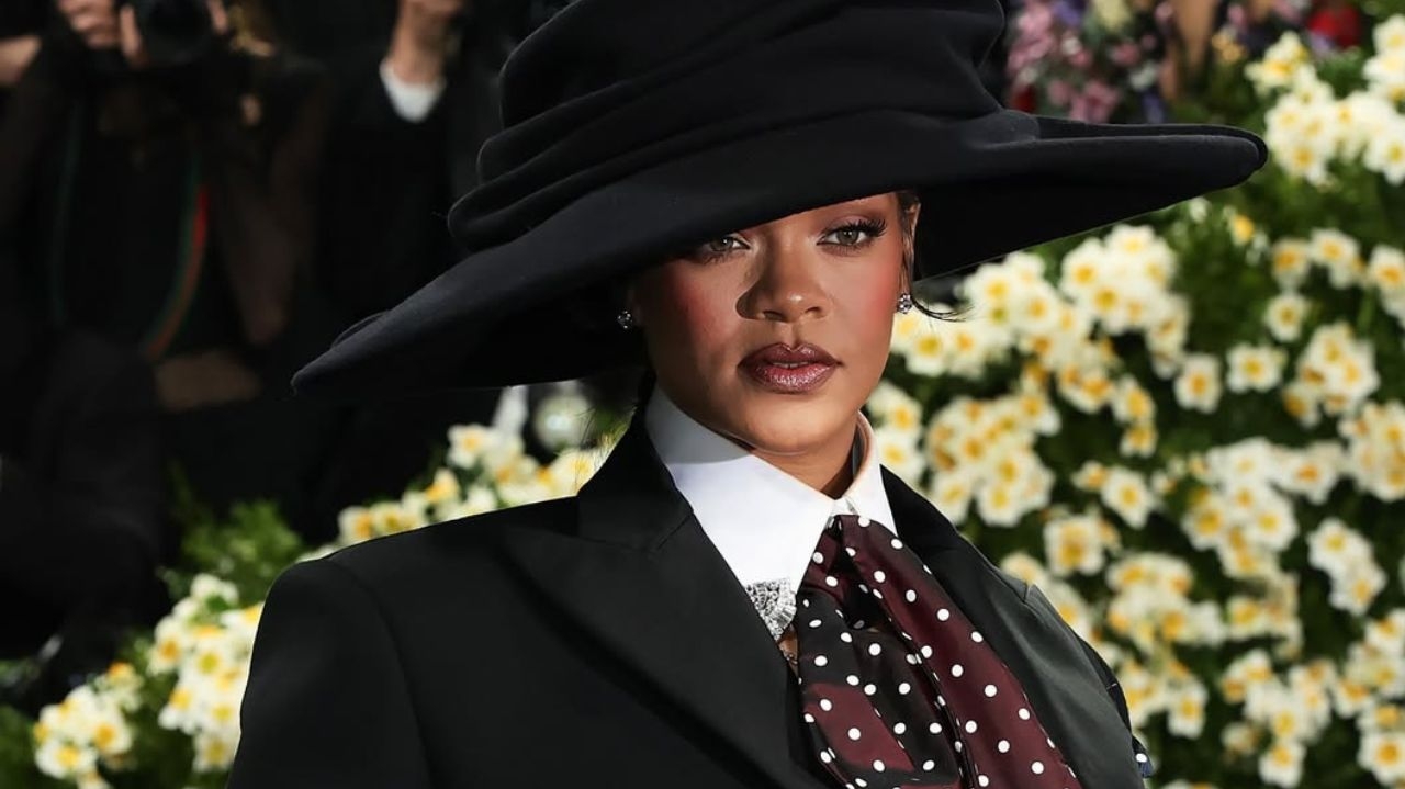 Chapéus reinventam o glamour no Met Gala 2025 Lorena Bueri