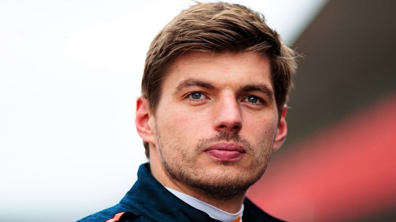 Helmut Marko confirma Max Verstappen na Red Bull para próxima temporada Lorena Bueri