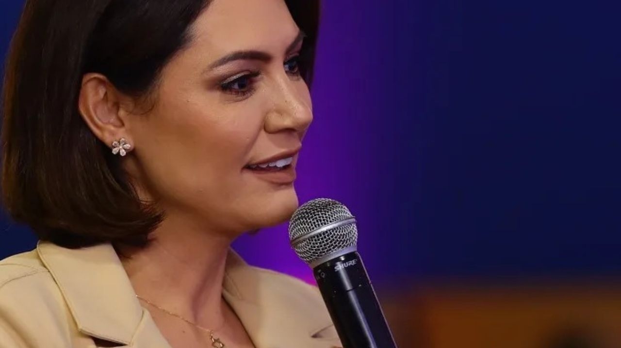 Michele Bolsonaro é cotada para completar chapa do Republicanos Lorena Bueri
