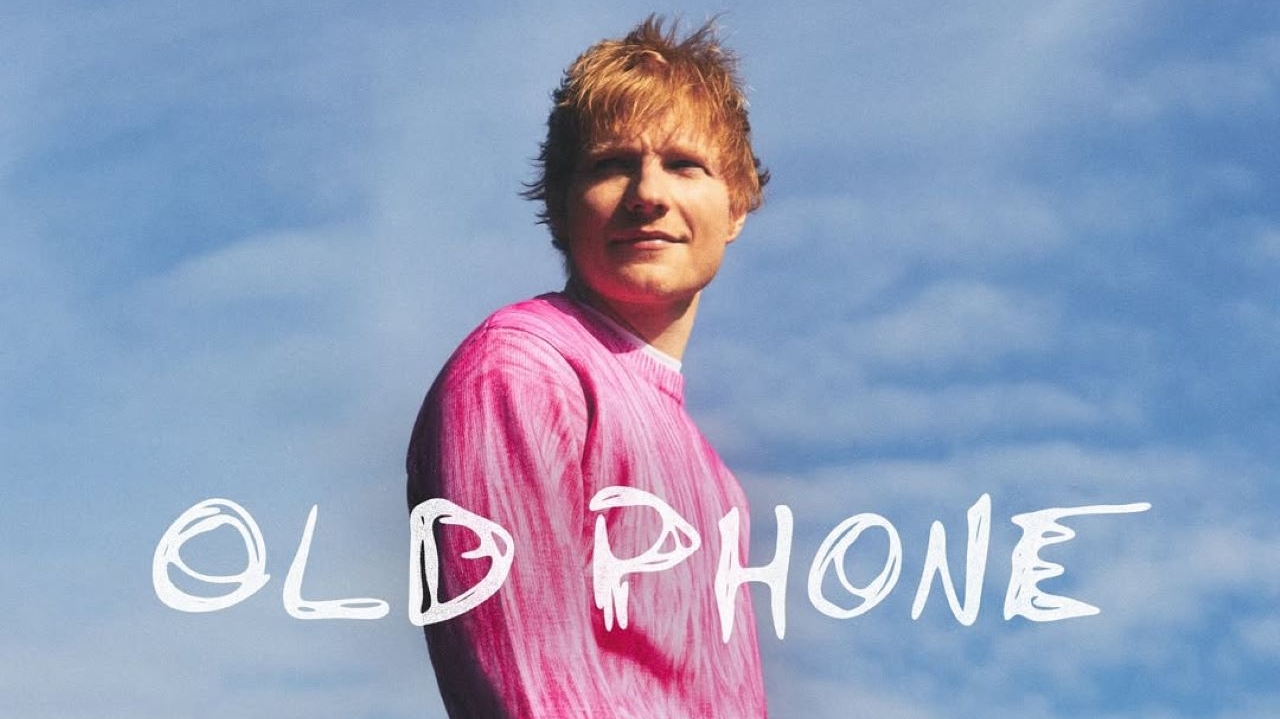 Ed Sheeran divulga 'Old Phone', segundo single do álbum 'Play' Lorena Bueri