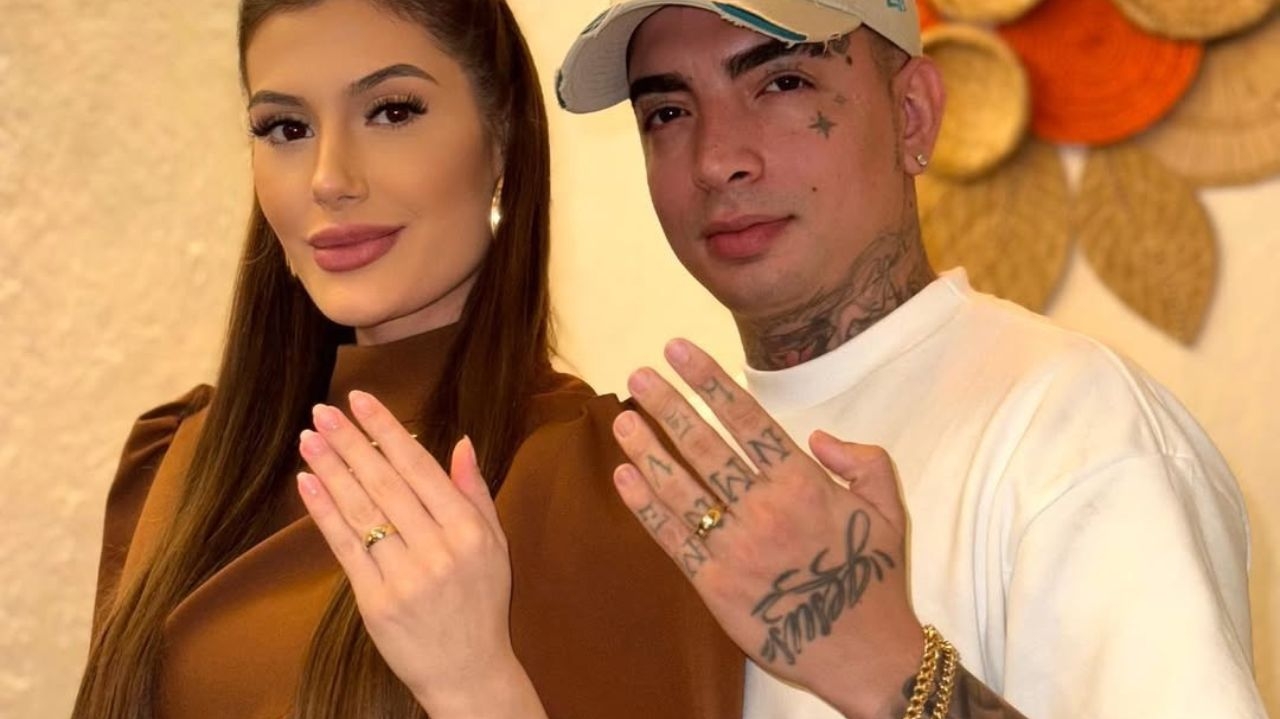O cantor Mc Guimê e a sua noiva Fernanda revela nas suas redes sociais que 'serão papais'  Lorena Bueri