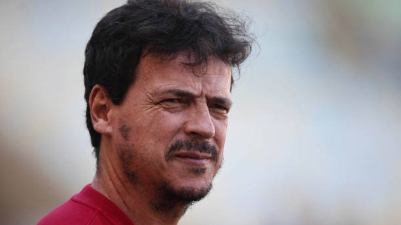 Anúncio sobre contratação de novo técnico do Vasco vai dar início ao Dinizismo Lorena Bueri