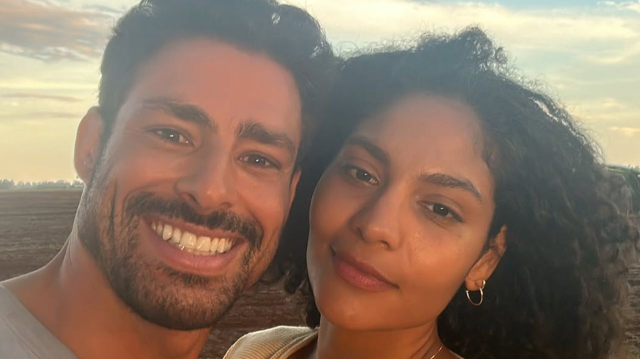 Barbara Reis faz elogios a Cauã Reymond em meio às polêmicas de 'Vale Tudo' Lorena Bueri