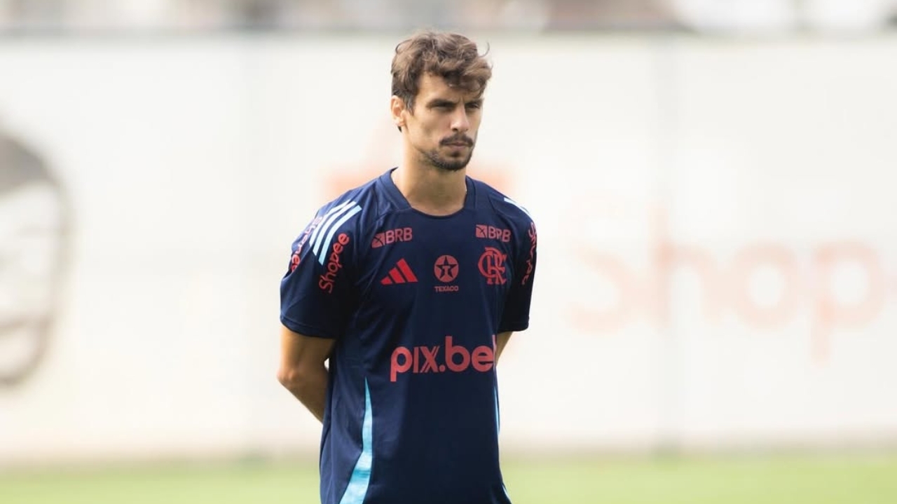 Rodrigo Caio retorna ao Flamengo e integra comissão técnica de Filipe Luís Lorena Bueri