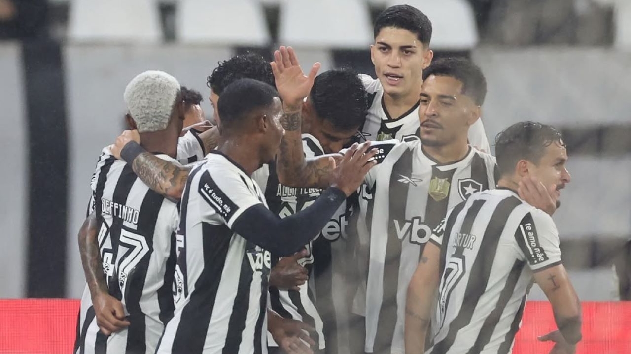 Botafogo e Estudiantes duelam pela Libertadores nesta quarta feira (13) Lorena Bueri