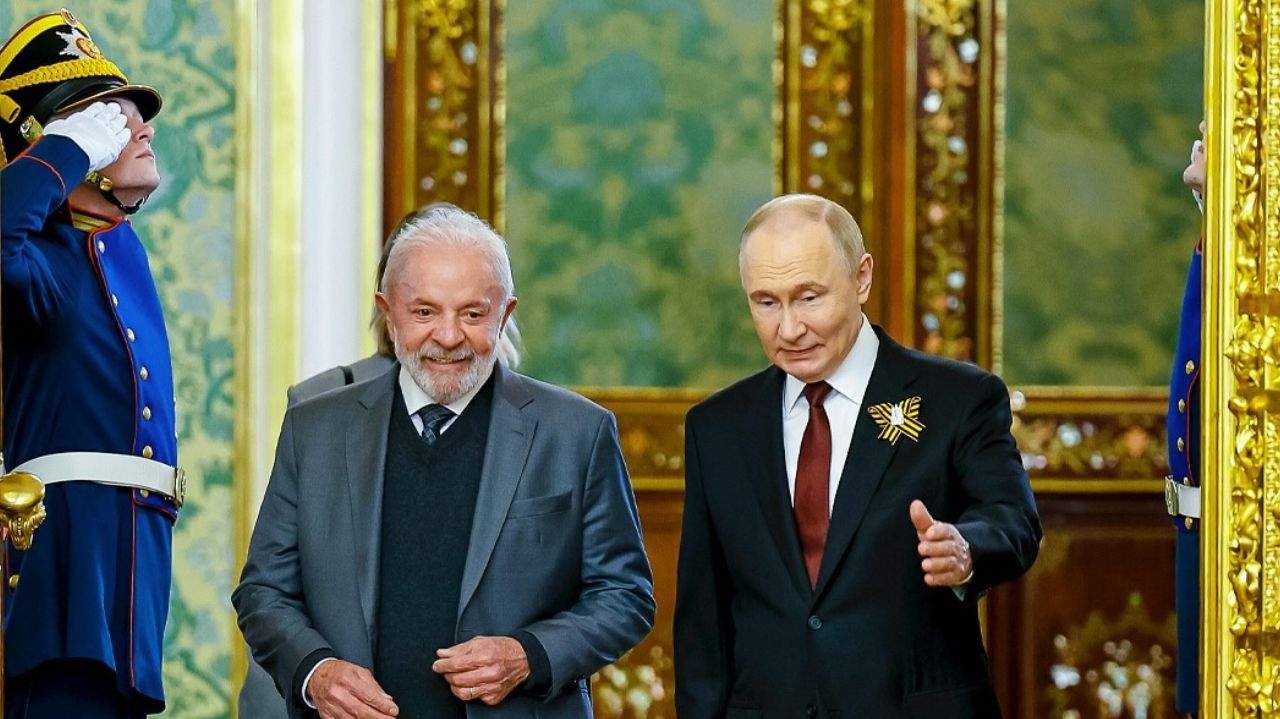 Presidente Lula afirma ter feito ligação para Vladimir Putin e solicitado o fim da guerra na Ucrânia Lorena Bueri
