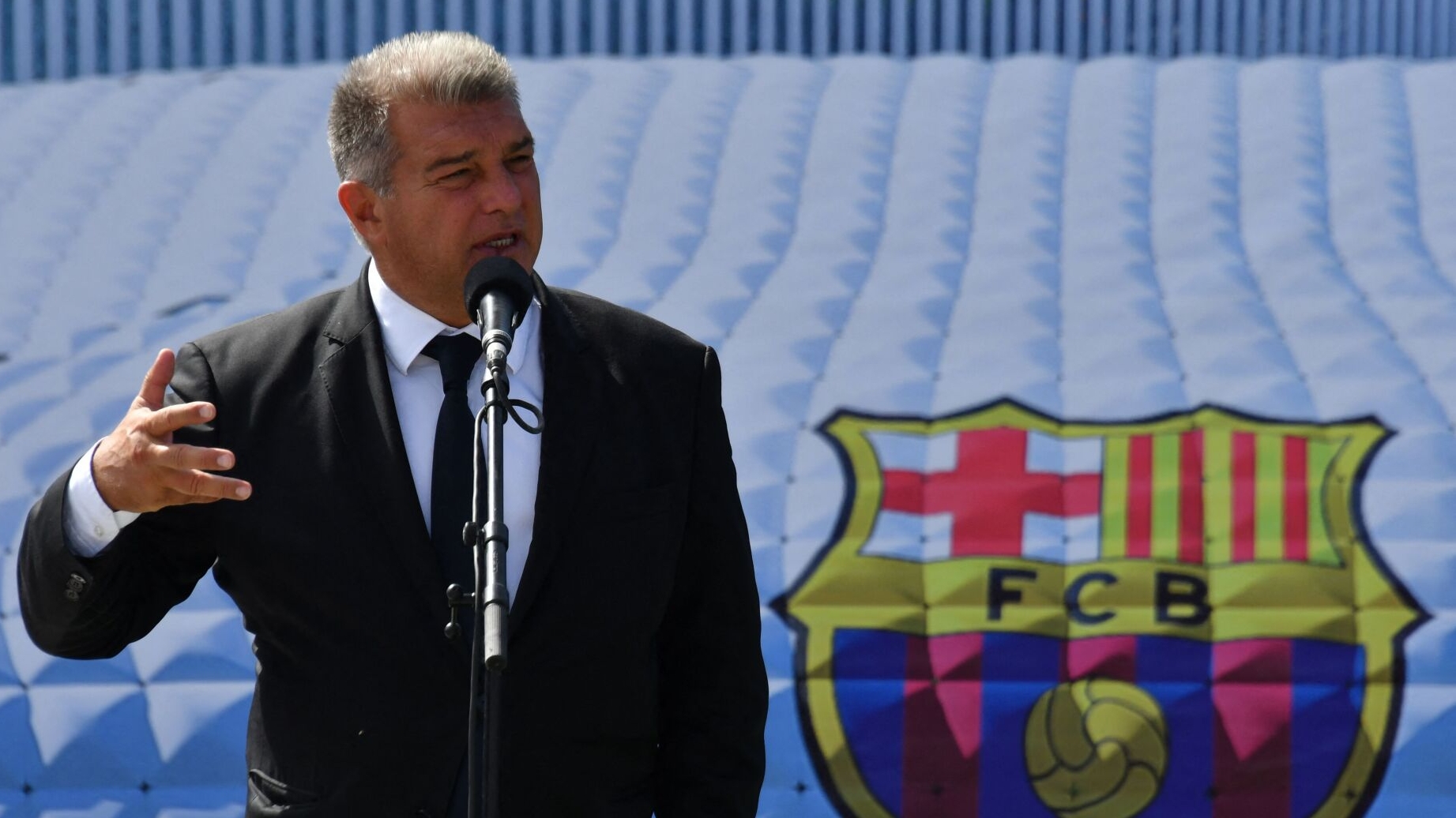 Joan Laporta anuncia planos para a reeleição e mira continuidade do projeto no Barcelona Lorena Bueri