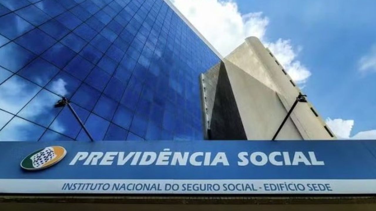 Beneficiários lesados na fraude do INSS estão na mira de novo golpe que promete o ressarcimento Lorena Bueri