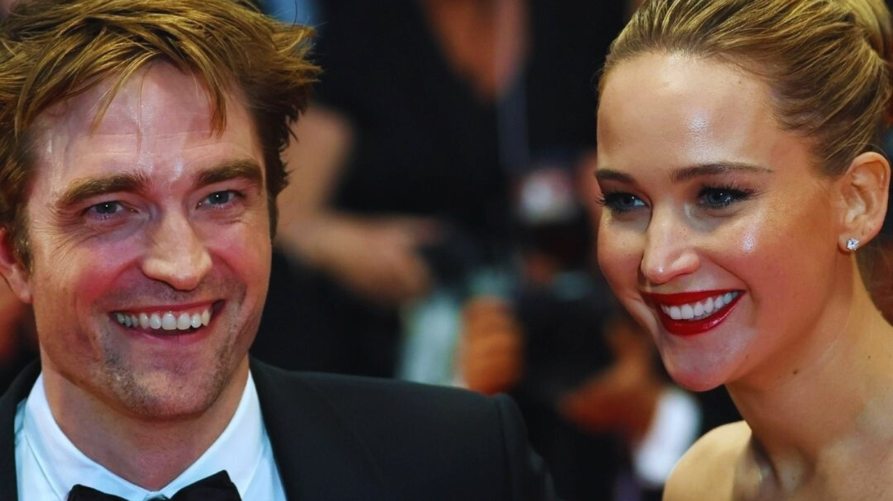 Jennifer Lawrence e Robert Pattinson são aplaudidos de pé em Cannes  Lorena Bueri