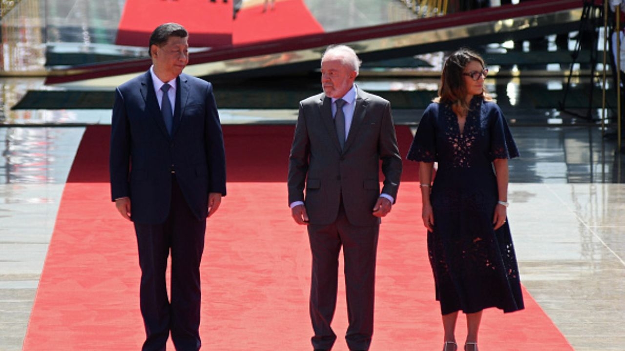 Janja admite quebra de protocolo em jantar com Xi Jinping na China Lorena Bueri