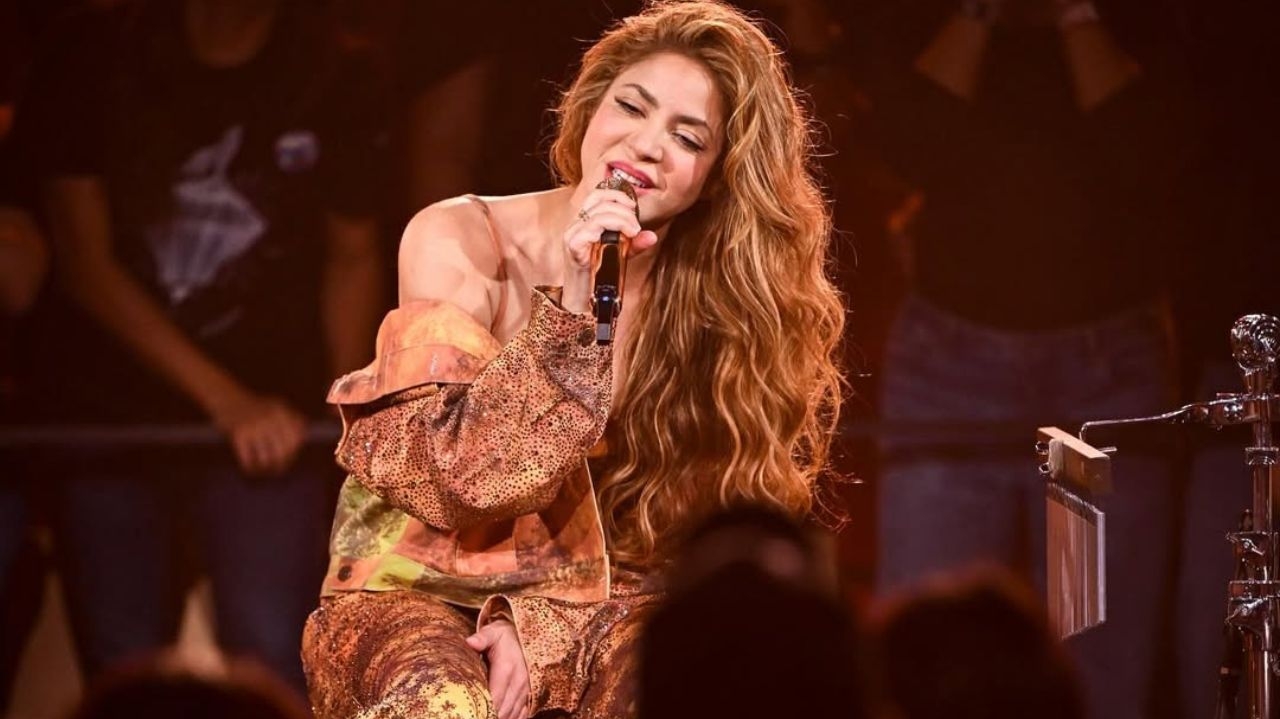 Shakira emociona plateia do “The Tonight Show” com performance de “Antología” Lorena Bueri