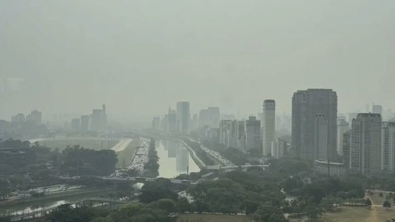 Bloqueio atmosférico mantém calor fora de época em grande parte do país Lorena Bueri