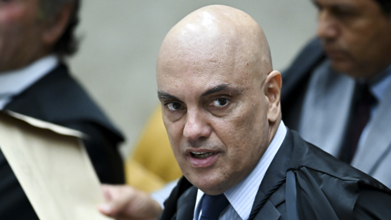 Moraes ironiza argumento da defesa de denunciados por golpe de Estado Lorena Bueri
