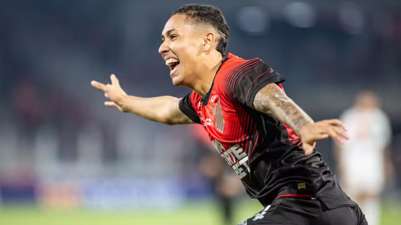 Com gol de garoto da base, Athlético vence o Brusque e avança na Copa do Brasil  Lorena Bueri
