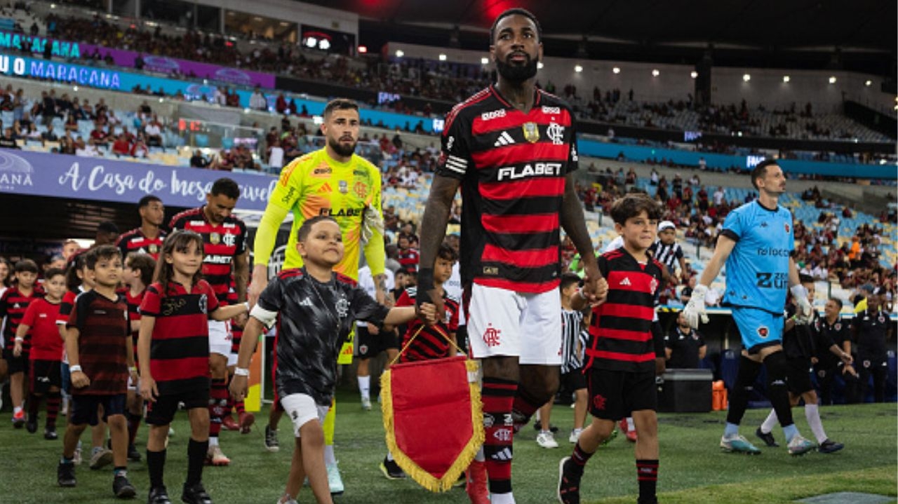 Com tabu de oito anos a favor, Flamengo visita o Palmeiras no Brasileirão Lorena Bueri